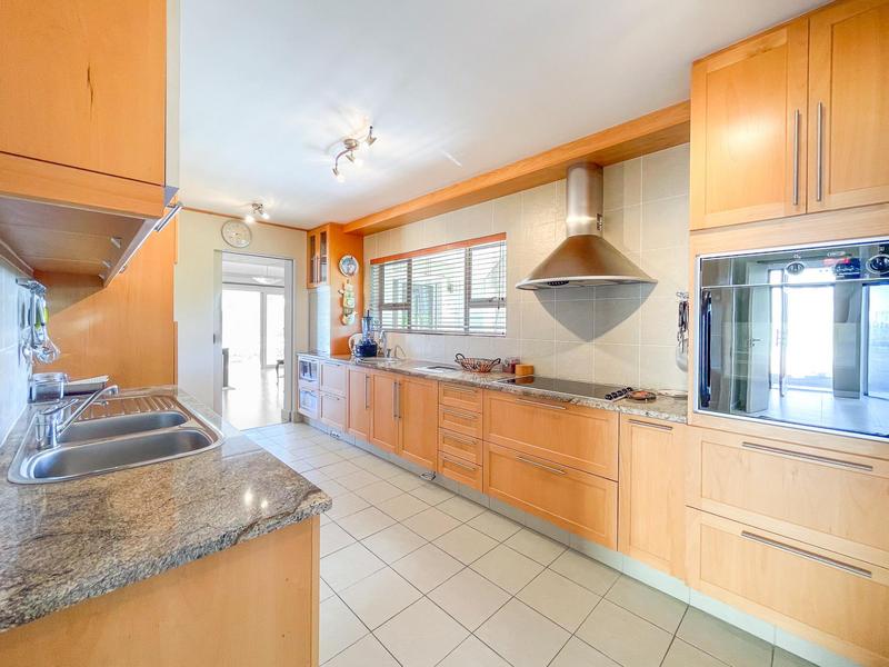 4 Bedroom Property for Sale in Hout Bay Western Cape